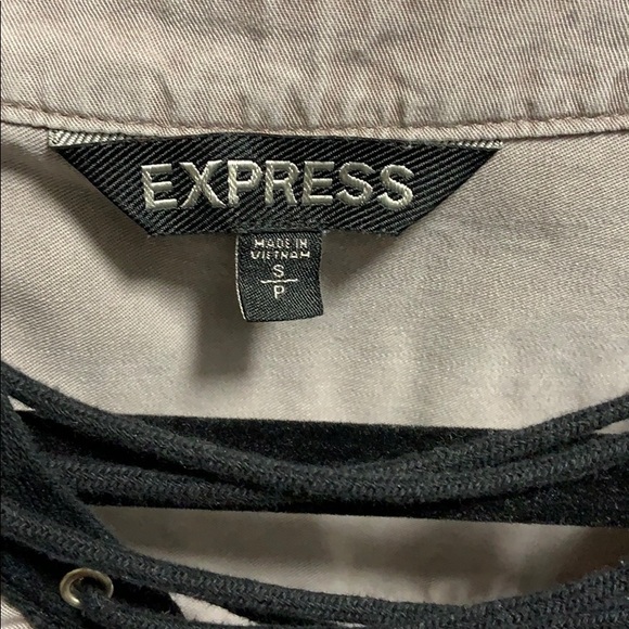 Express Top - Picture 3 of 4